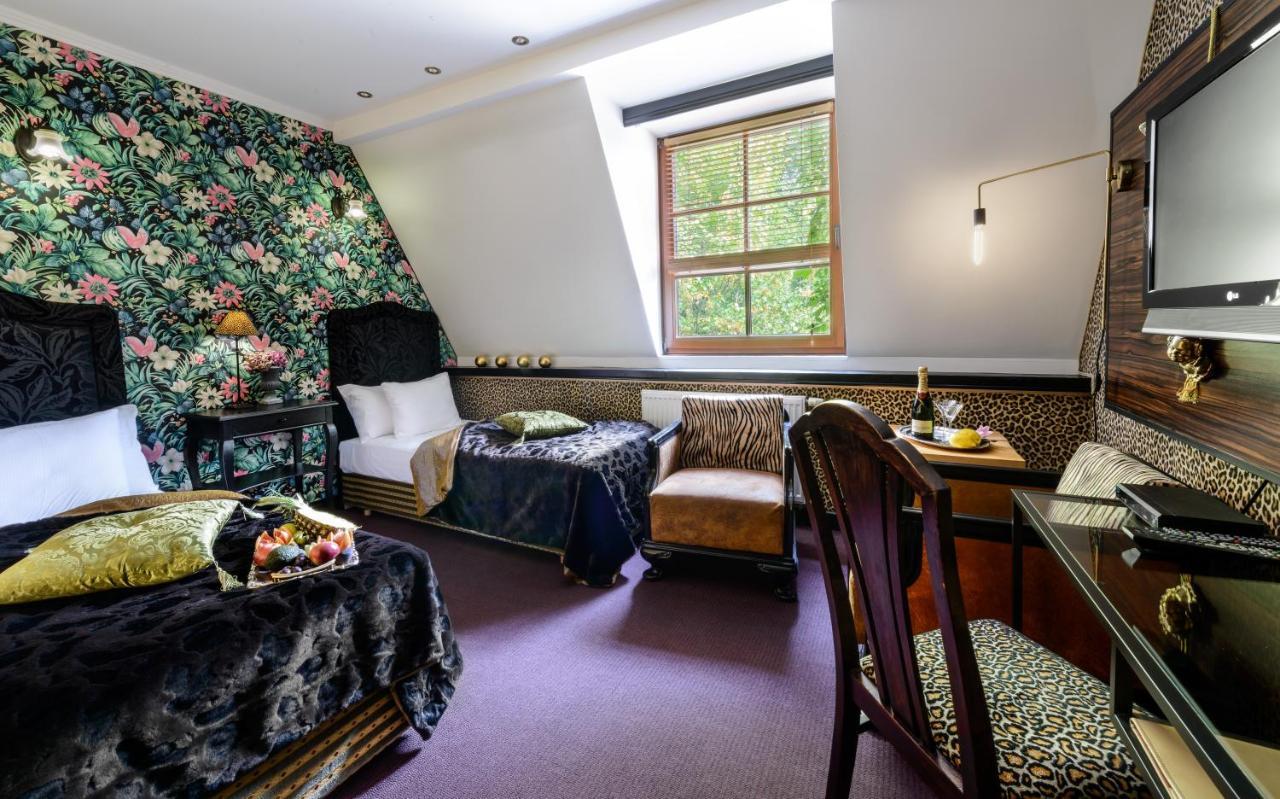 Dwor Giemzow Hotel - Autostrada A1 Lodz  Ngoại thất bức ảnh